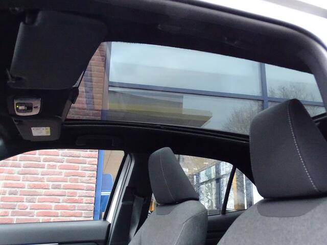 Toyota YARIS Cross 1.5 Hybrid Dynamic TREK HAAK