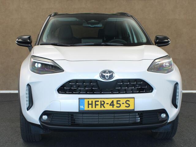 Toyota YARIS Cross 1.5 Hybrid 130 Executive - ORIGINEEL NEDERLANDSE AUTO - AFKOMSTIG VAN 1E EIGENAAR - PARKEERSENSOREN VOOR/ ACHTER - DODEHOEK DETECTIE - ARMSTEUN VOOR - ELEKTRISCHE ACHTERKLEP - JBL AUDIO - NAVIGATIE - VOORSTOELEN VERWARMD