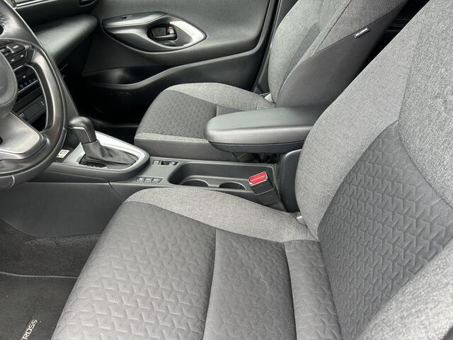 Toyota YARIS Cross 1.5 Hybrid Team D