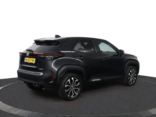 Toyota YARIS Cross 1.5 Hybrid First Edition | Navigatie | Parkeer camera | LED verlichting |