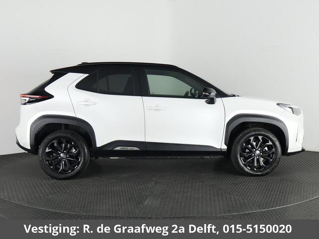 Toyota YARIS Cross 1.5 Hybrid 130 Dynamic Luxury Bi-Tone | Stuur- & Stoelverwarming | Apple Carplay & AndroidAUTO | Navigatie