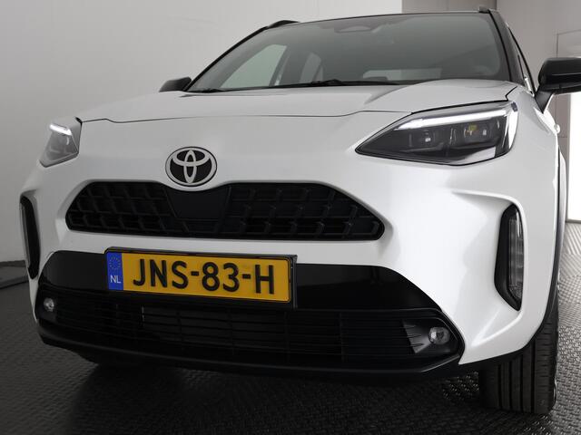 Toyota YARIS Cross 1.5 Hybrid 130 Dynamic Luxury Bi-Tone | Stuur- & Stoelverwarming | Apple Carplay & AndroidAUTO | Navigatie