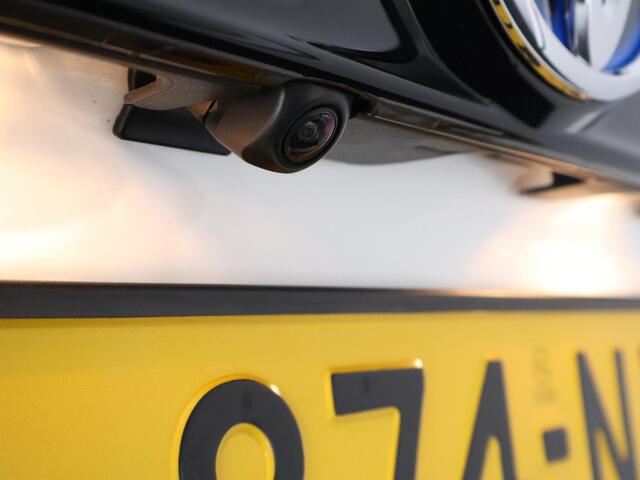 Toyota YARIS Cross 1.5 Hybrid Dynamic | Apple Carplay & AndroidAUTO | Camera | Privacy Glass |