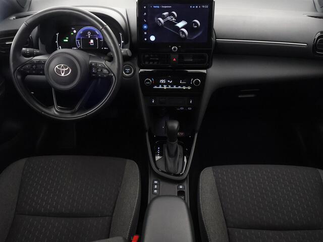 Toyota YARIS Cross 1.5 HYBRID DYNAMIC LUXERY GARANTIE 9-2034 PDC V+A. BLIND SPOT. STUUR/STOELVERWARMING APPLE CARPLAY/ANDROID.