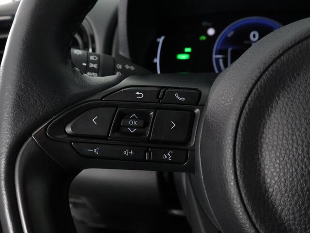 Toyota YARIS Cross 1.5 Hybrid 115 Dynamic | Stuur- & Stoelverwarming | Apple Carplay & AndroidAUTO | Camera