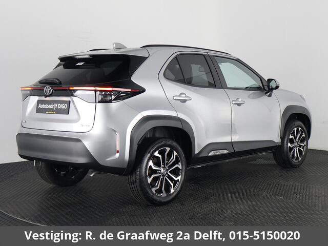 Toyota YARIS Cross 1.5 Hybrid 115 Dynamic | Stuur- & Stoelverwarming | Parkeersensoren | Dodehoek detectie | Apple Carplay & AndroidAUTO | Camera