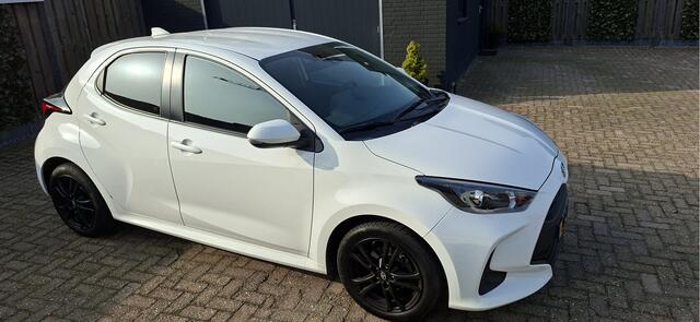 Toyota YARIS 1.0 VVT-i Active CARPLAY / Camera / Cruise