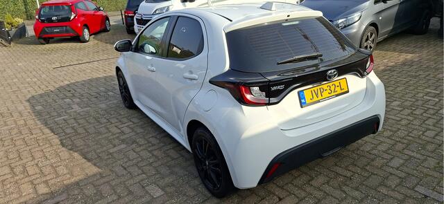 Toyota YARIS 1.0 VVT-i Active CARPLAY / Camera / Cruise