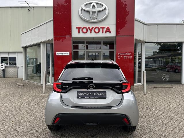 Toyota YARIS 1.5 Hybrid 115 Dynamic | Comfort Pack | Rijklaar l Blindspot | Sensoren