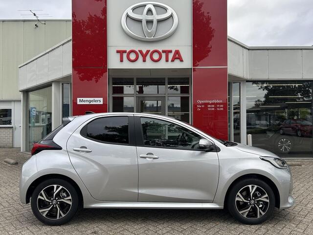 Toyota YARIS 1.5 Hybrid 115 Dynamic | Comfort Pack | Rijklaar l Blindspot | Sensoren