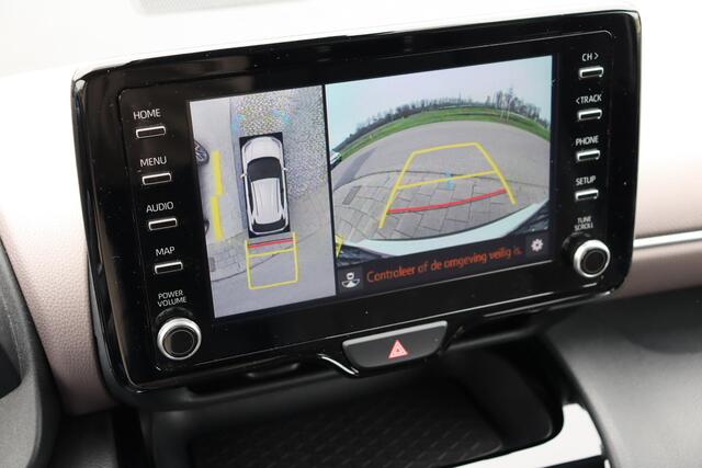 Toyota YARIS Cross 1.5 Hybrid Executive, 360 Camera! BSM, Navi, Stoelverwarming, Stuurverwarming.