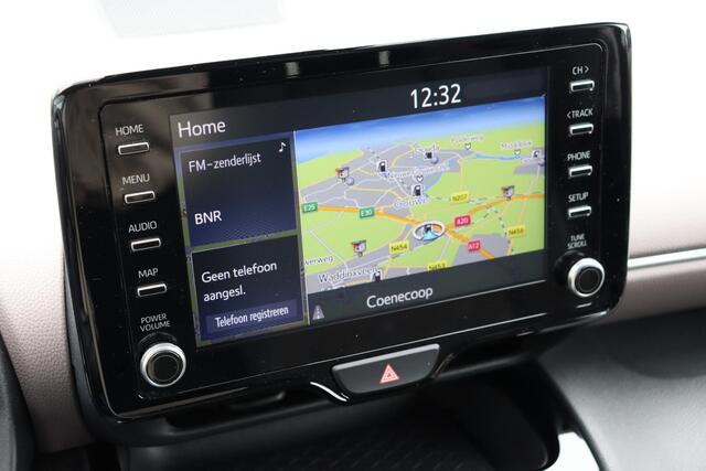 Toyota YARIS Cross 1.5 Hybrid Executive, 360 Camera! BSM, Navi, Stoelverwarming, Stuurverwarming.