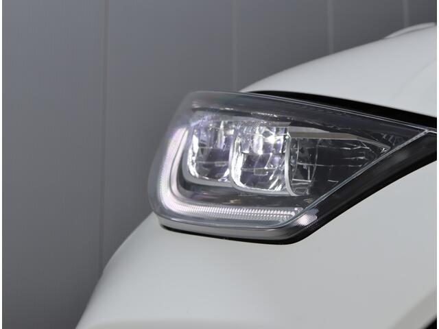 Toyota YARIS 1.5 Hybrid Dynamic | 1e eigenaar | Camera | Navigatie | LED