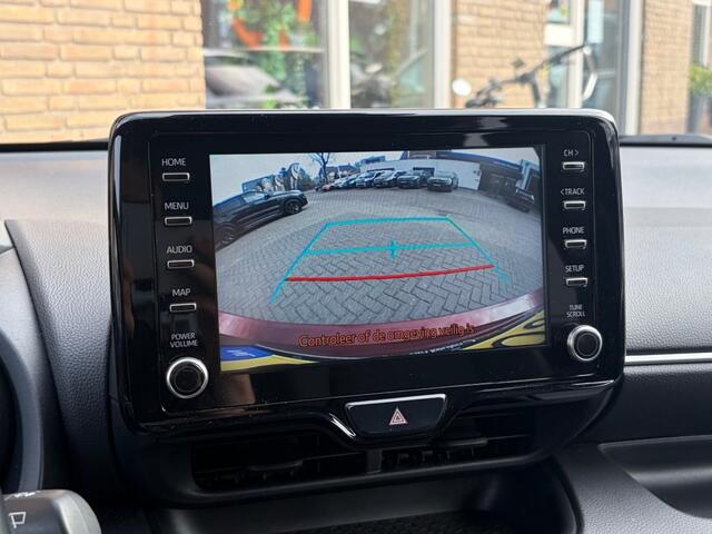 Toyota YARIS 1.5 HYBRID LAUNCH EDITION BI-TONE NAVI/HALF LEDER/STOELVERW./CAMERA