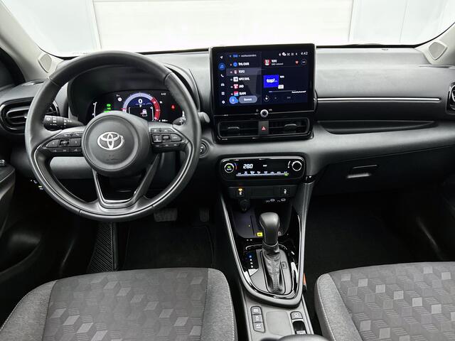 Toyota YARIS 1.5 Hybrid Dynamic | Stoel / Stuurwielverwarming | Navigatie | Parkeersensoren | NH / Mevr. van Houten HK 20-3