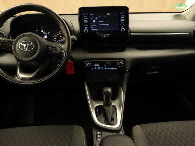 Toyota YARIS 1.5 Hybrid Active - ACHTERUITRIJ CAMERA - HOMMEL ONDERHOUDEN! - APPLE CARPLAY/ANDROID AUTO - ADAPTIVE CRUISE CONTROL - DAB RADIO - MULTIMEDIAVOORBEREIDING