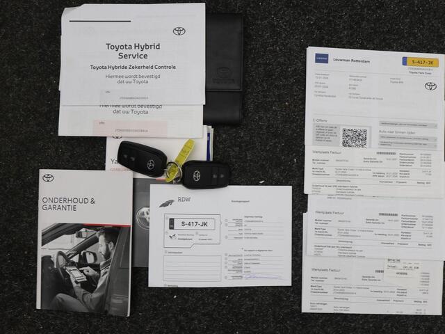 Toyota YARIS Cross 1.5 Hybrid Business Plus / Trekhaak / Historie aanwezig/ Dealer onderhouden / 750kg Trekgewicht / Adaptieve Cruise Control / Apple CarPlay & Android Auto / Stoel en Stuurverwarming / Keyless Entry & Start & Go / LMV / Airco Cliamte Control / Navigat