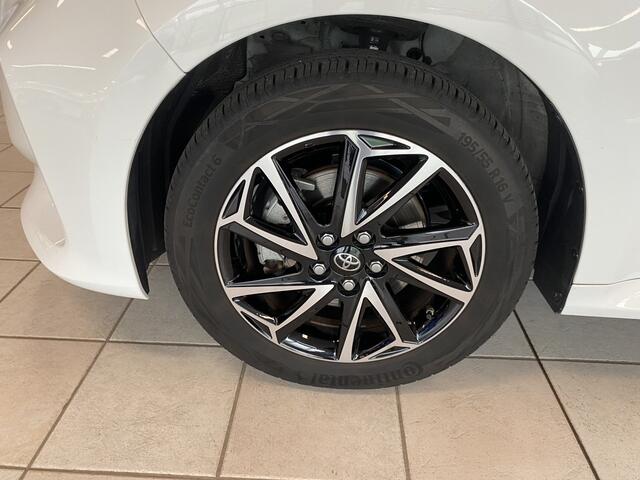 Toyota YARIS 1.5 Hybrid Dynamic