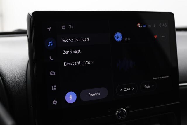 Toyota YARIS Cross 1.5 Hybrid 115 First Edition | Comfort pack | Parkeersensoren | Stuur en stoel verwarming | Navigatie |