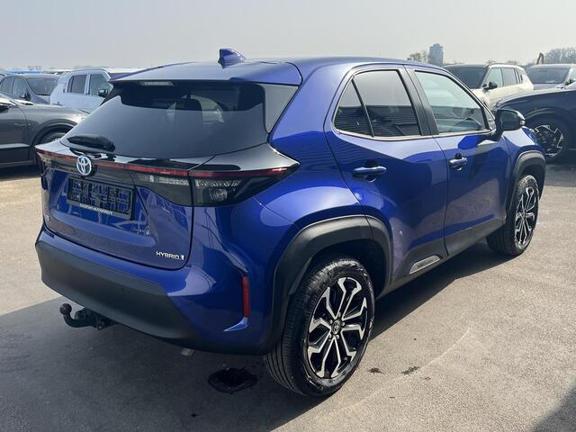 Toyota YARIS Cross 1.5 Hybrid Explore Trekhaak, Dodehoekdetectie, Parkeersensoren, Smart Key, Elek. Inklapbare spiegels, LMV, LED, Privacy glass, Achteruitrijcamera