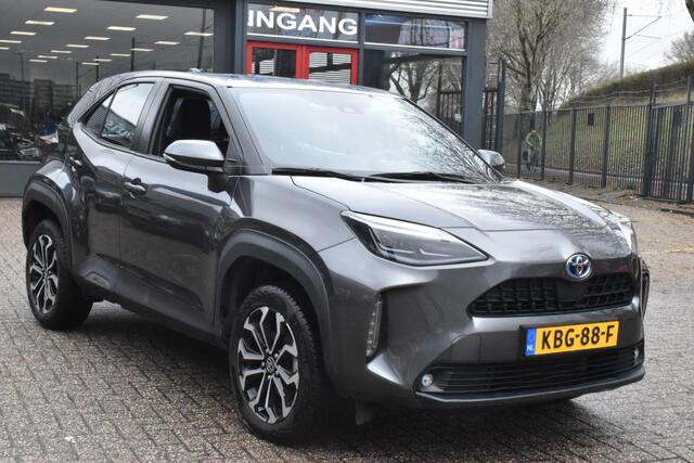 Toyota YARIS Cross 1.5 Hybrid First Edition Automaat | Navigatie | All-seasons | Camera | 12 mnd BOVAG garantie |