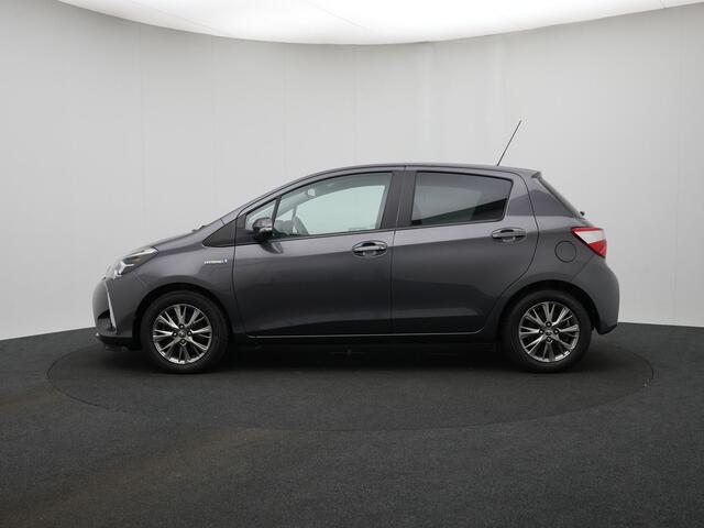 Toyota YARIS 1.5 Hybrid Dynamic | Navigatie | Trekhaak |