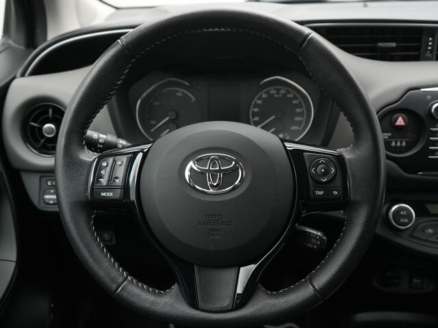 Toyota YARIS 1.5 Hybrid Dynamic | Navigatie | Trekhaak |