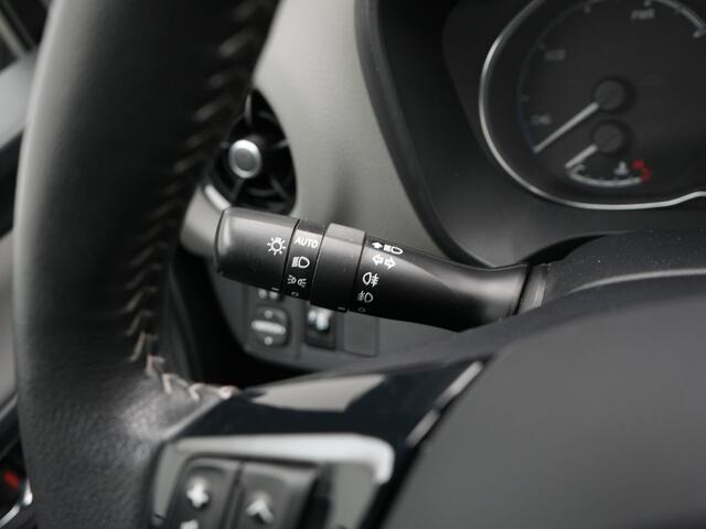 Toyota YARIS 1.5 Hybrid Dynamic | Navigatie | Trekhaak |