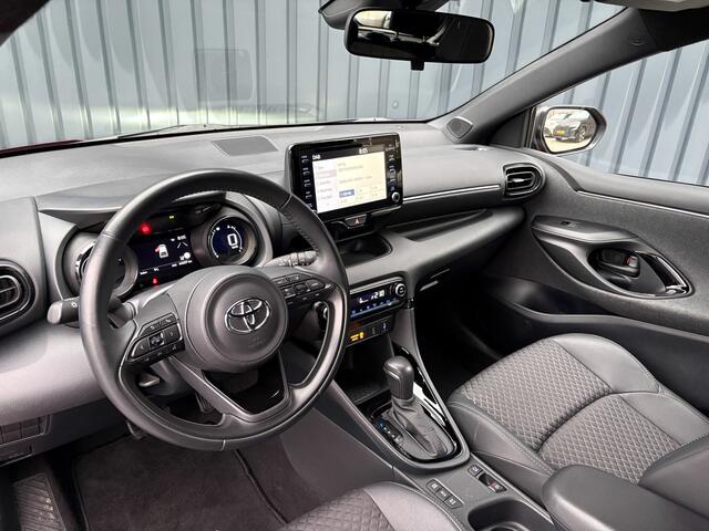Toyota YARIS 1.5 Hybrid Executive | Bi-Tone | 17'' | Stoelverw. | Apple Carplay/ Android Auto | Prijs Rijklaar!!