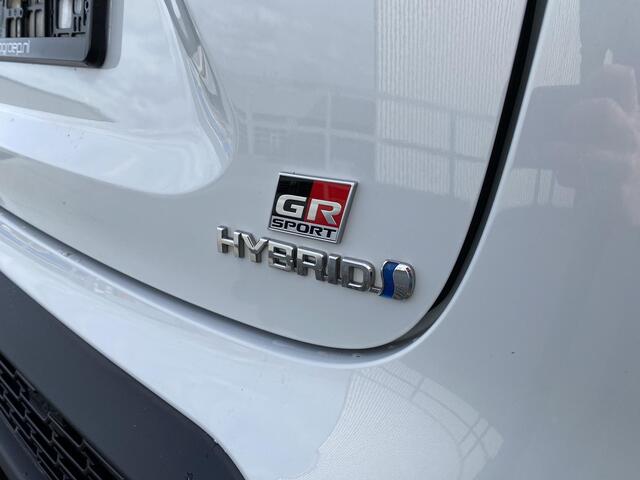 Toyota YARIS Cross 1.5 Hybrid GR Sport Trekhaak, Panoramadak, HUD, stoelverwarming, navigatie, Elektr. achterklep, JBL, QI lader, PDC v&a