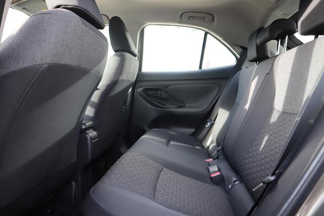 Toyota YARIS Cross 1.5 HYBRID BUSINESS APPLE CARPLAY|AUTOMAAT|DEALERONDEHOUDEN