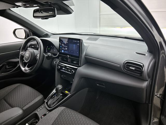 Toyota YARIS Cross 1.5 Hybrid 115 First Edition + Winter Pakket | Dealeronderhouden | Stoel + Stuurverwarming | Facelift Model |