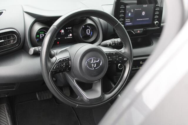 Toyota YARIS 1.5 Hybrid Dynamic Automaat, 1e Eig. Dealer onderhouden met All-Seasonbanden!