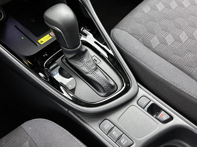 Toyota YARIS 1.5 Hybrid Dynamic | BTW Voertuig | Achteruitrijcamera | Stoelverwarming |