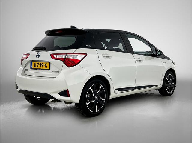 Toyota YARIS 1.5 Hybrid Bi-Tone | Achteruitrijcamera | Cruise control Adam