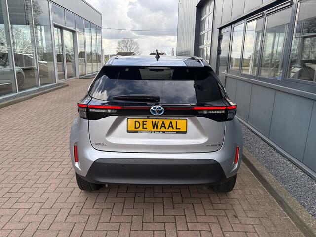 Toyota YARIS Cross 1.5 Hybrid Adventure PANORAMADAK/LEDER/JBLAUDIO/HUD/PDC/18INCH