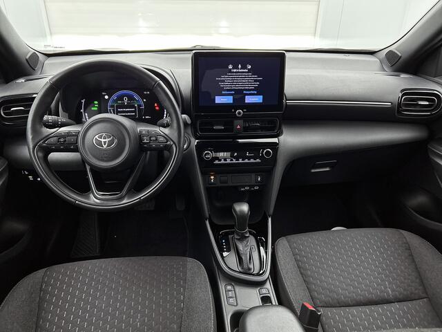 Toyota YARIS Cross 1.5 Hybrid 115 First Edition | Parkeersensoren V+A | Stuur-Stoelverwarming |