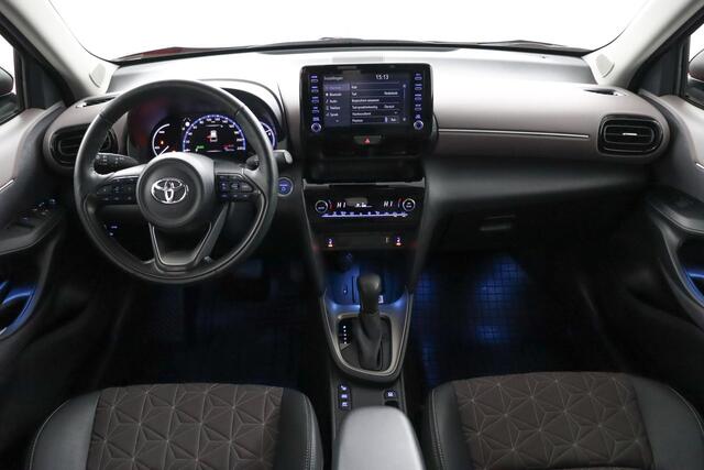 Toyota YARIS Cross 1.5 Hybrid Adventure | Apple Carplay/Android Auto | 360 Camera | Trekhaak | Stoel/Stuurverwarming | Parkeersensoren | Elektrische Achterklep |