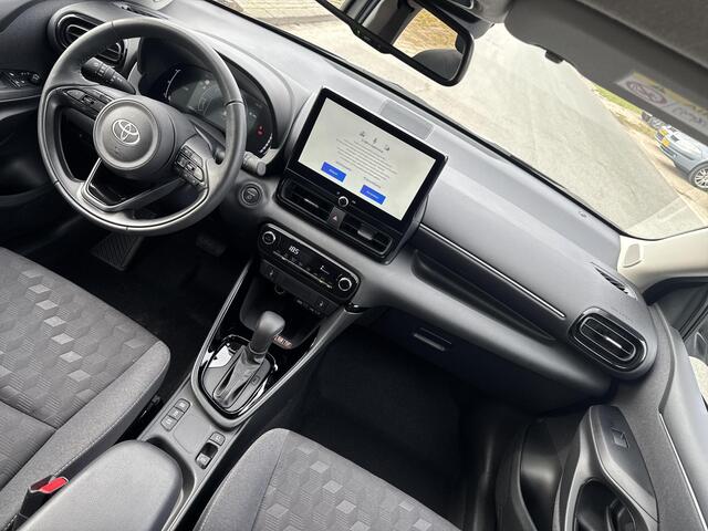 Toyota YARIS 1.5 Hybrid 115 Dynamic | 06-10141018 Voor meer informatie