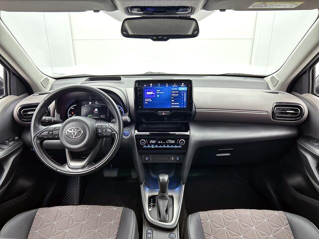 Toyota YARIS Cross 1.5 Hybrid Executive | BTW Voertuig | Panoramadak | Stoelverwarming | Head-up display |
