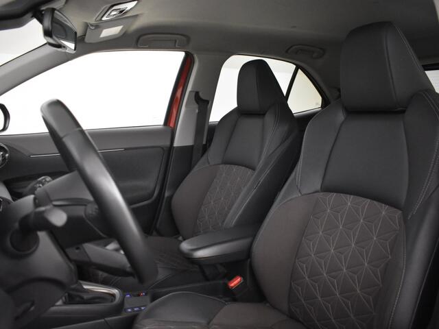 Toyota YARIS Cross 1.5 Hybrid Executive | Navigatie | Stoelverwarming | Blindspot |