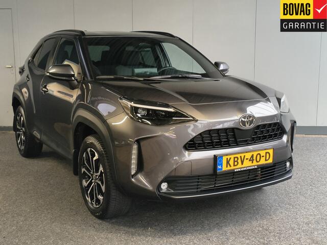 Toyota YARIS Cross 1.5 Hybrid 115 First Edition Rijklaar + Fabrieksgarantie Henk Jongen Auto's in Helmond, al 50 jaar service zoals 't hoort!
