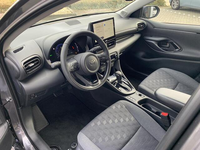 Toyota YARIS 1.5 Hybrid 115 Dynamic EXTRA INRUIL VOORDEEL 2.000,--