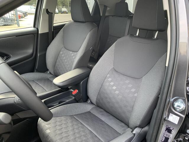 Toyota YARIS 1.5 Hybrid 115 Dynamic EXTRA INRUIL VOORDEEL 2.000,--
