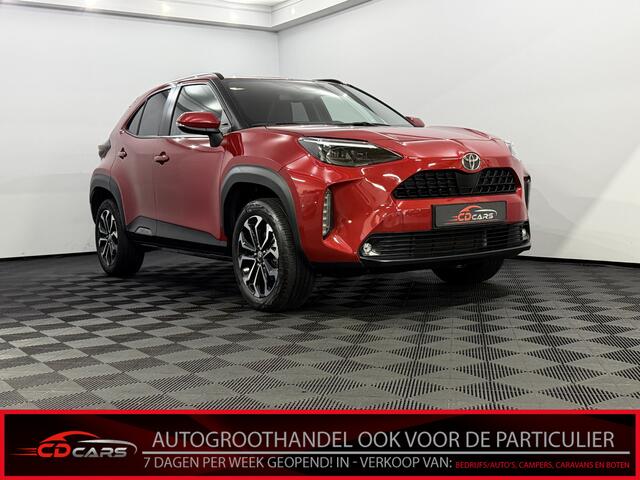 Toyota YARIS Cross 1.5 Hybrid 115 First Edition Camera, Navi, Keyless start, Rijstrook correctie, Clima, Apple carplay, Lichtmetalen velgen, Cruise control