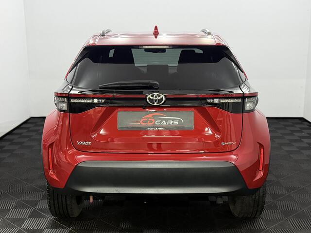 Toyota YARIS Cross 1.5 Hybrid 115 First Edition Camera, Navi, Keyless start, Rijstrook correctie, Clima, Apple carplay, Lichtmetalen velgen, Cruise control