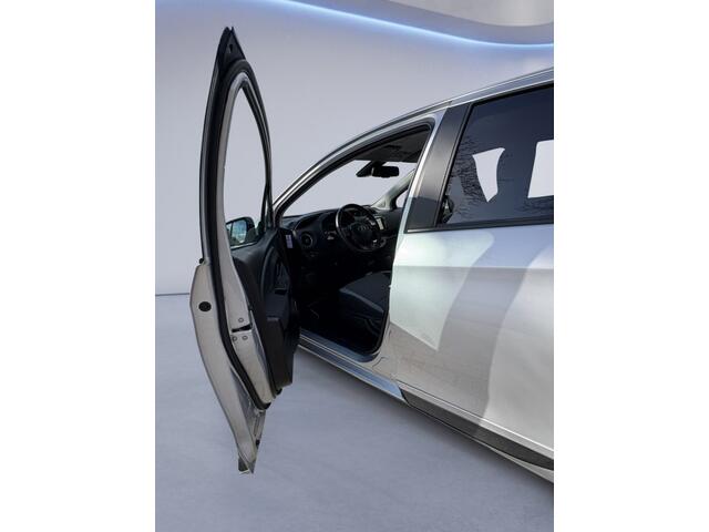 Toyota YARIS 1.5 HYB. Y20 EXCL ED