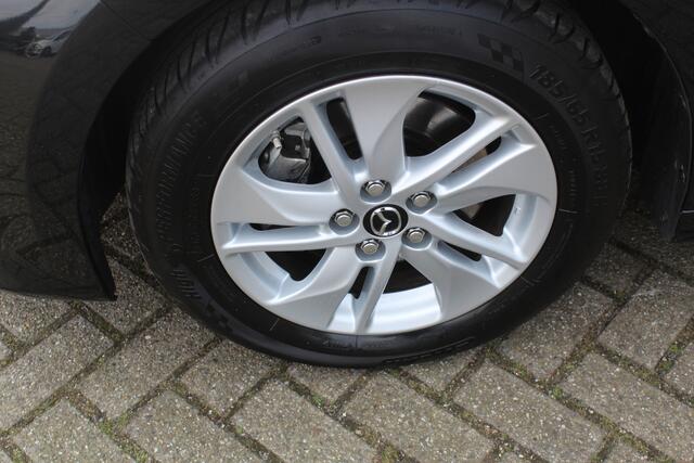 Toyota YARIS 1.5 Hybrid Active Elek ramen I Parkeercamera I Apple Carplay/ Android auto l Automaat l Cruise control l