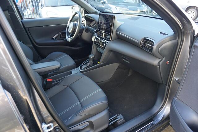 Toyota YARIS Cross 1.5 Hybrid 130 Executive |Navi|Carplay|PDC V+A|Dodehoek|E.a.klep|Stoel en stuurverw.|Camera|