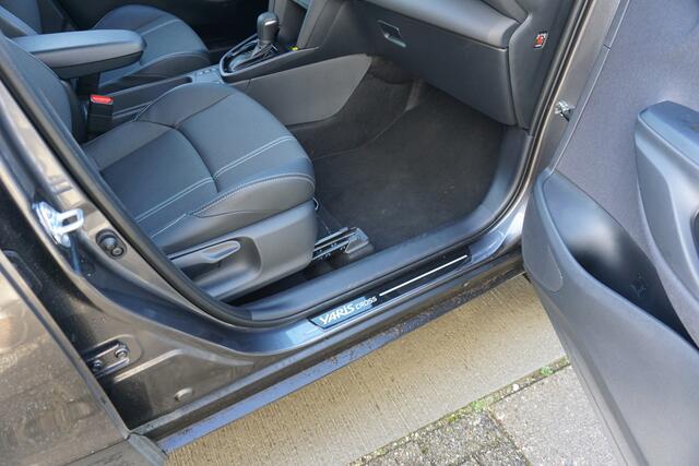 Toyota YARIS Cross 1.5 Hybrid 130 Executive |Navi|Carplay|PDC V+A|Dodehoek|E.a.klep|Stoel en stuurverw.|Camera|